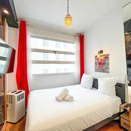 115 - Urban Louis Saint Denis Apartment *