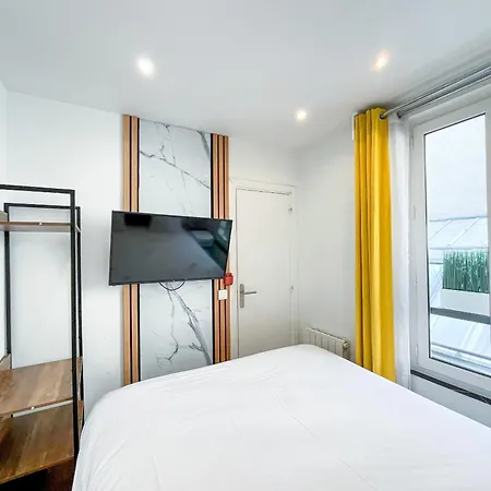 115 - Urban Louis Saint Denis Apartment *