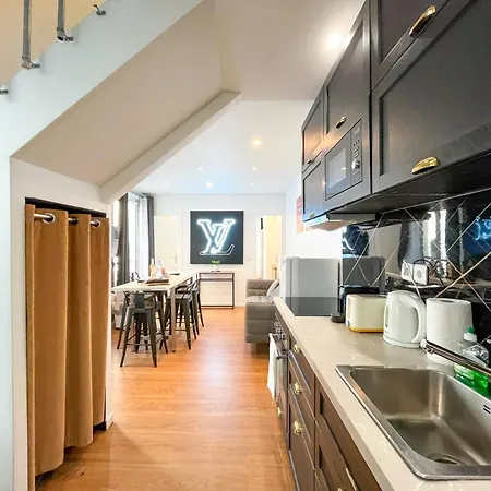 115 - Urban Louis Saint Denis